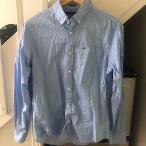 ⚠️💰🌊💰⚠️ Tommy Hilfiger botton down shirt